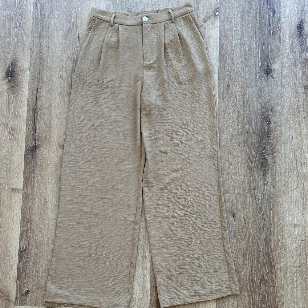 Laundry by Shelli Segal Tan Pleated Trousers